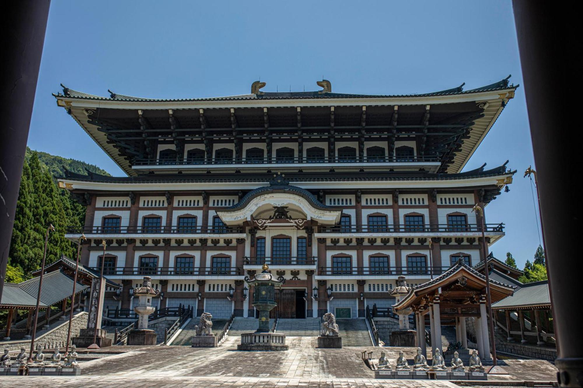 Katsuyama New Hotel Zewnętrze zdjęcie
